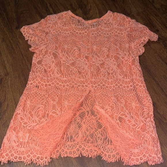 Lace top - Picture 3 of 3